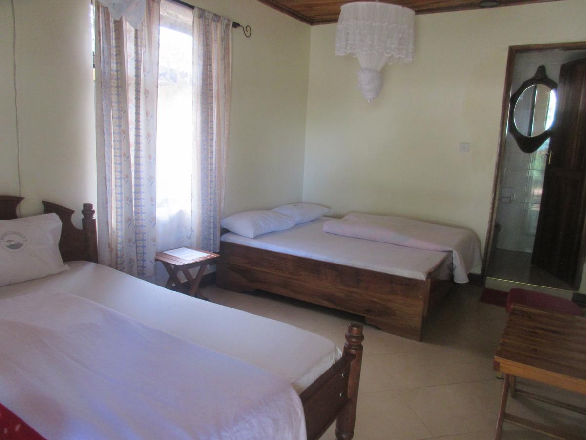Twiga Lodge And Campsite Mto wa Mbu Extérieur photo